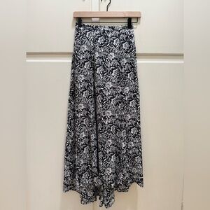 Amuse Society Black and White Maxi Skirt size xs